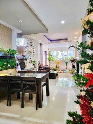 nhà hẻm tân thành. tân phú thông với hẻm 681 âu cơ. tân phú