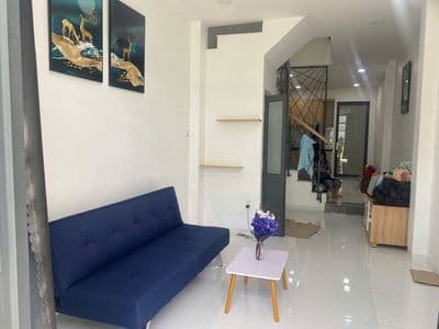 Chính chủ cần bán nhà Ngô Đến, gần tháp bà ,view sông giá 2,9 tỷ