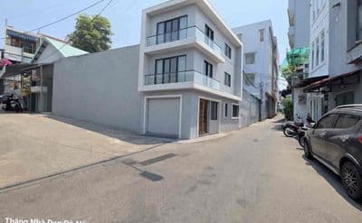 CẶP ĐẤT ĐẸP KIỆT TRƯỚC NHÀ 4M SÁT MT ĐIỆN BIÊN PHỦ