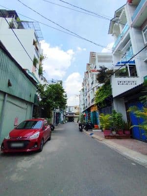 CHỦ GẤP BÁN XE HƠI ĐẬU CỬA - 5x16m - HUỲNH VĂN NGHỆ - CHỈ HƠN 5TỶ