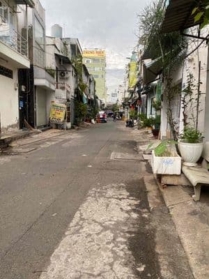 Bán nhà ngay chợ khiếu năng tĩnh tiện ích đầy đủ