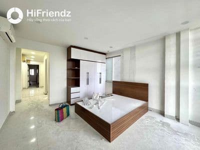 Căn hộ 2 phòng ngủ cực đẹp mới 100% full nội thất ngay lý chiêu hoàng