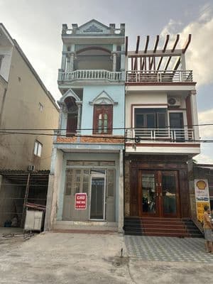 Chính chủ bán nhà phố 3 tầng đẹp giá hạt rẻ