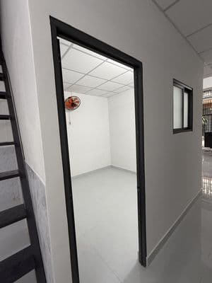 Cho thuê nhà nguyên căn hẻm xe hơi, đường vườn lài, quận tân phú