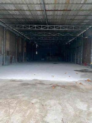Cho thuê kho xưởng 1/ dg quốc lộ 1a BHH B bình tân DT : 450m2 giá 28tr