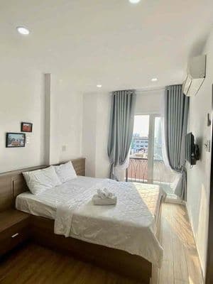 Căn hộ 1PN ban công - Đường Trần Nhật Duật Quận 1, gần chợ Tân Định