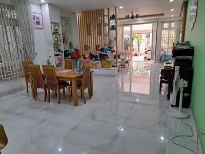 Biệt Thự hẻm xe tải Lạc Long Quân P5