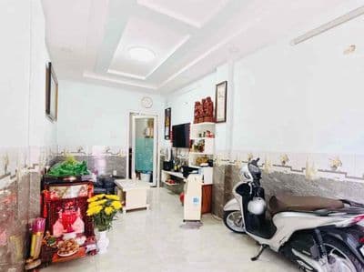 Gấp bán 6.9 Tỷ giảm về 5.9 Tỷ - Bán nhanh nhà mặt tiền Điện Biên Phủ