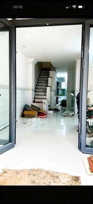 nhà gần chợ Bình Thành.2 lầu 2 phòng ngủ