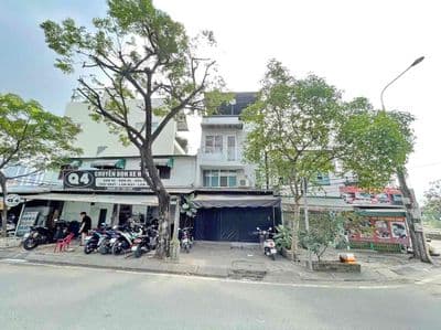 Cho thuê nhà 3 lầu mặt tiền Trần Xuân Soạn Q7