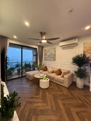 Bán căn cc 3 ngủ 2wc, 100m2 tầng trung tại cầu giấy, gần đh quốc gia