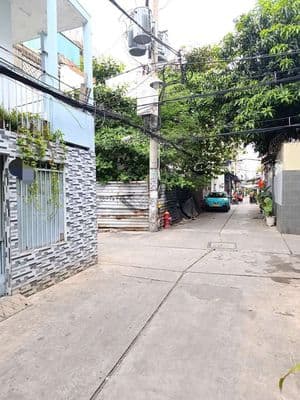 Nhà 2Tầng Đúc-40m2-Hẻm 4m Xe Hơi Thông-Bình Trị Đông-Bình Tân-4Ty1x TL
