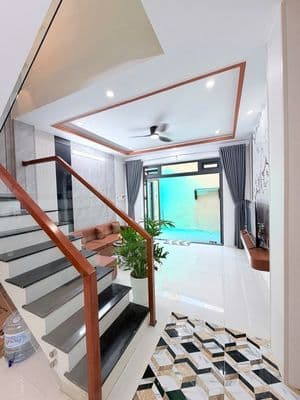 Cần Bán Gấp Nhà Đẹp 2 Tầng Đ,Nguyễn Văn Linh-Hải Châu-Đà Nẵng DT 52m2