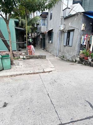 nhà Tl 12, cạnh trường mầm non bông sen