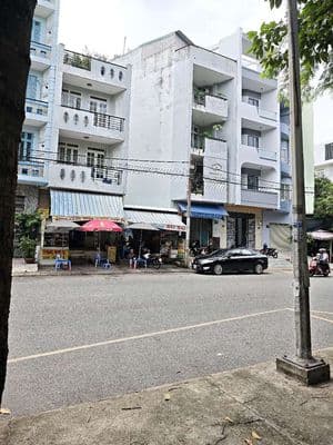 Nhà nát 85m2 tiện xây mới MT Vành Đai đường đông đúc