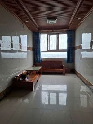 cho thuê Toky Tower. 2pn nội thất cơ bản bà full