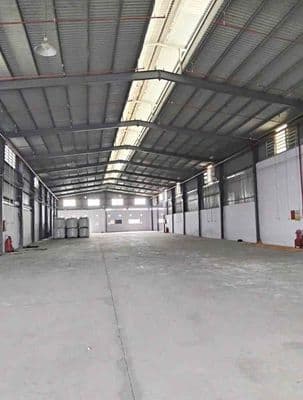 KHO XƯỞNG ĐẸP MỚI(700m2) CONT 40FIX,TRẦN CAO,GẦN KCN VINHC LỘC