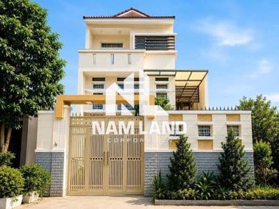 Cho Thuê Nhà Sàn Trống Gara Ô Tô 4P 4WC 200M2 Trệt 2 Lầu Giá 28Tr