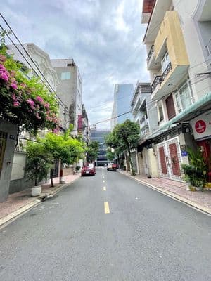 Ngang 6 dài 12 - 4 tầng. Ngay Khu Sân Bay - Thăng Long, Nguyễn Cảnh Dị