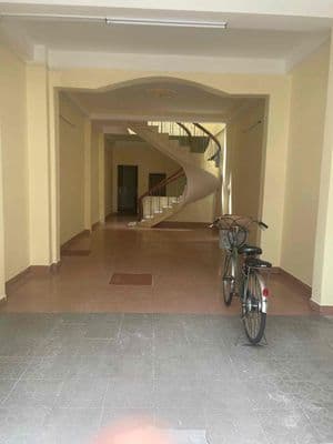 Hẻm 8M TKTQ. 4x20m Trệt 1 Lầu, 4PN,2WC Nhà Trông ở Ngay