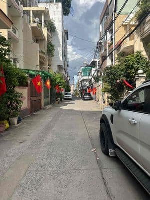 Cho thuê nhà hxh bùi đình tuý p24 bình thạnh 88m2 4 tầng 28tr/th.