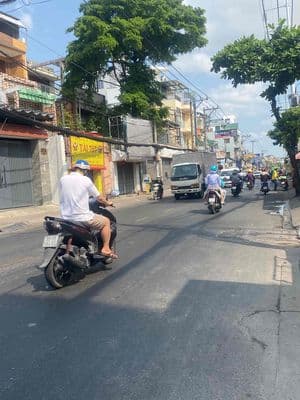 MTKD giáp Lê Văn Quới - Nhà 4 tầng, DT 4x20, giá 9.x tỷ