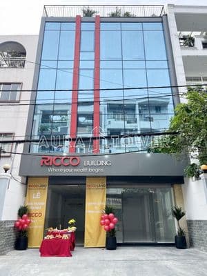 Cho thuê nhà nguyên căn * trần quốc hoàn * 9x20m * trệt 3 lầu