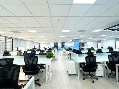 Cho thuê tòa nhà ngay lotte cộng hòa * 800m2 sử dụng, mặt tiền 8m