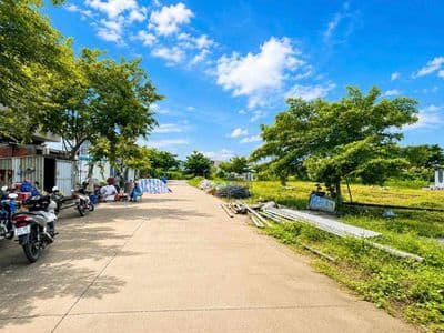 BÁN NỀN GIÁ RẺ