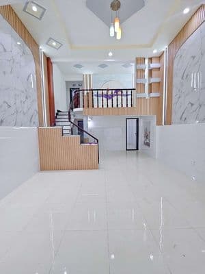 Nhà Cấp 4 gác đúc 5 x 11m Ngay ngã tư miếu ông cù thuận an bìnhdương