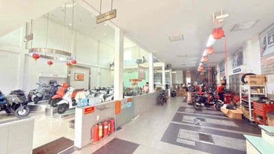 Cho thuê mặt tien lê trọng tấn 14m x 38m giá 128 trieu