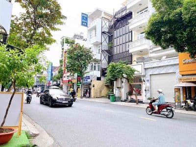 Bán nhà đẹp có hầm,đường rộng 16m,nội bộ khu Nguyễn Sơn,Luỹ Bán Bích