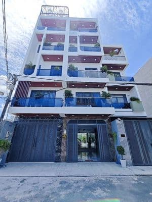 Nhà mới xây gần BV Quận 12, 4mx20m, 1 trệt 3 lầu,gara xe hơi