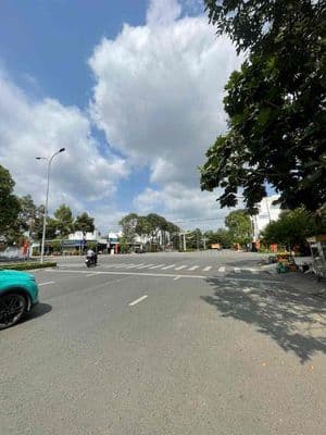 Chủ gửi cho thuê nhà trệt 3 lầu đường lý thái tổ kdc hưng phú