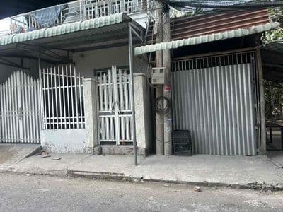 Bán nhà tôn tạm 71m2 thổ cư
