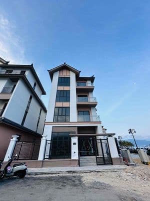Cho thuê building góc 2 mặt tiền mới hoàn công trung tâm quận 4