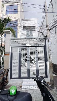 Nhà đẹp q4- hẻm 4m- 41m2 - 2 tầng- ko lộ giới- chỉ 4 tỷ nhỉnh
