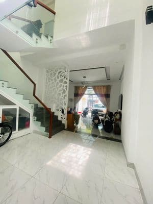 NHÀ 2 TẦNG 2PN 2WC MT AN NHƠN