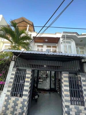 Nhà hẻm 76 Dương Cát Lợi. Kho A Nhà Bè ( cách Q7 chỉ 1 cây cầu )
