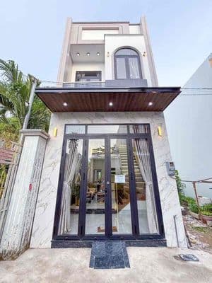 Lộ ô tô- nhà lầu mới xây full nội thất gần đại học y dược