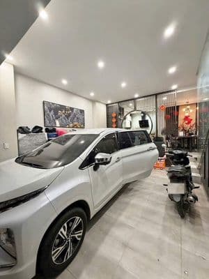 Bán gấp nhà 3 tầng đường 22 linh đông, nhà đẹp xây full đất oto ngủ