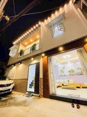 (Gò Vấp)Ngang KHỦNG 10,2m Ô Tô ngủ nhà, 41m2 đất, 2 tầng Full nội thất