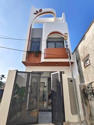 Chính chủ nhà 2 tầng đầu kiệt ô tô 113 Hoàng Văn Thái – Hòa Khánh
