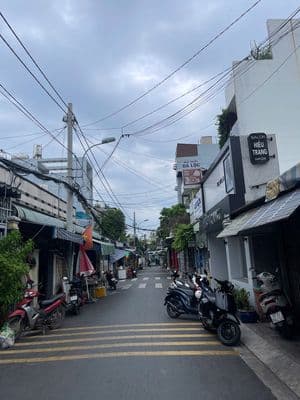 Bán nhà mặt tiền kinh doanh đường 6, 137m2 (5x27.5) không lộ giới