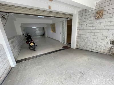 Cần cho thuê nguyên căn khu nội Bộ 22 Lữ Gia. DT: 4 x 15m, 3 lầu, 5PN.