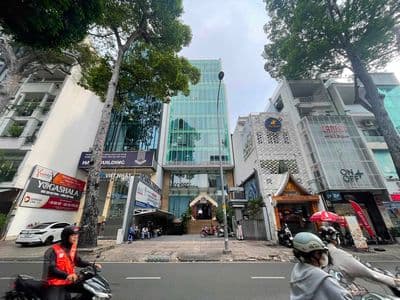 Cho thuê toà buiding 3.100m2 ngay trung tâm quận 3