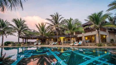 NHÀ HÀNG - 450m2 - MẶT TIỀN 25m - VÕ NGUYÊN GIÁP
