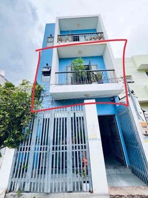 PHÒNG BAN CÔNG FULL NỘI THẤT -CẠNH QUẬN 7