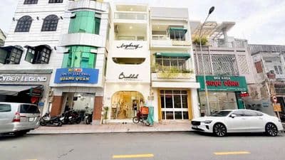 Mặt tiền Huỳnh Văn Bánh| DT 4.2x18m| Phù hợp Thời Trang, Spa, Spa, VP.