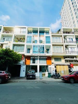 Tòa nhà văn phòng giáp quận 1 - 8x20 - hầm 6 tầng - 130 triệu